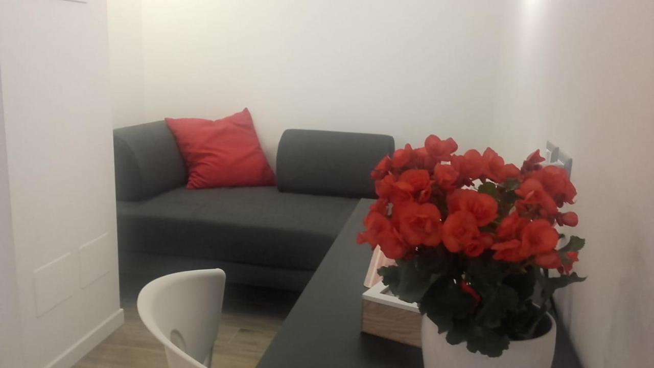 فندق Travel House لا سبيتسْيا المظهر الخارجي الصورة